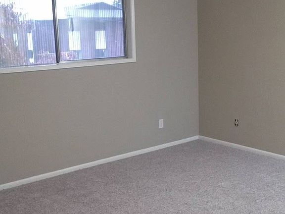 3rd image of 333 Grove St APT 24