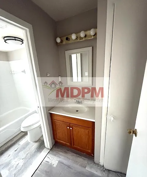 20415 W Seven Mile Rd #205 — Photo 4