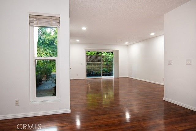 1st image of 221 Rosewood St