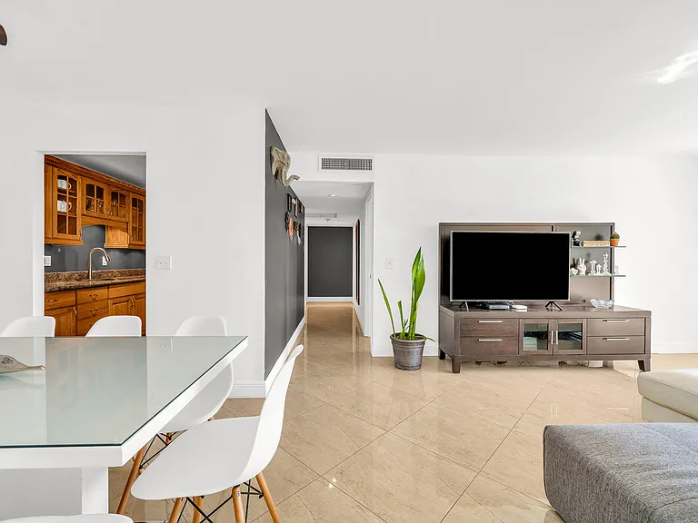 1111 S Ocean Blvd #420 — Photo 12