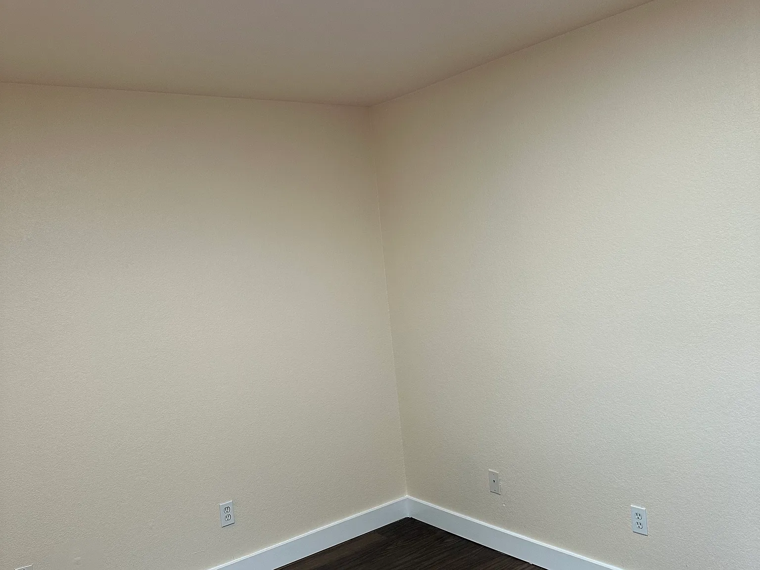 3 bed, 1650 sqft, $2,050 — Photo 3
