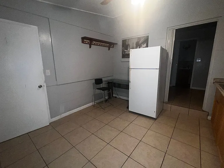 8362 Cristobal Cir #B — Photo 4