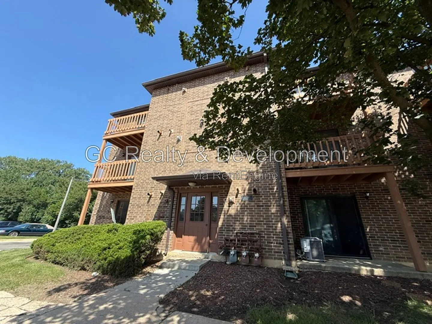 2 bed, 1.0 bath, 900 sqft, $1,925 — Photo 1