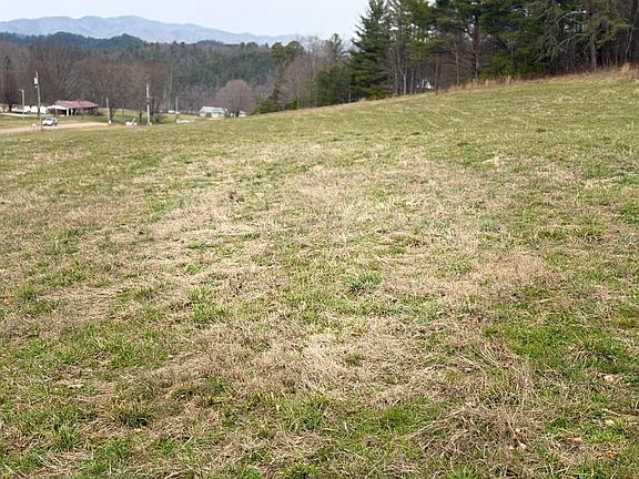 5th image of 00 Bobcat Trail