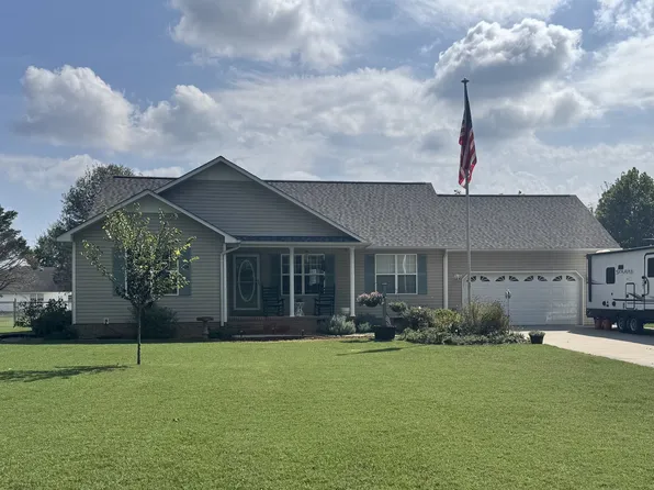 1608 Parker Rd, Manchester, TN 37355