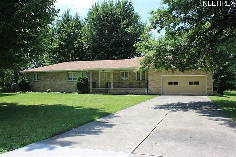 1st image of 2894 Emerald Lake Blvd
