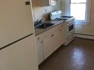 203 Fletcher St APT 01, Lowell, MA 01854