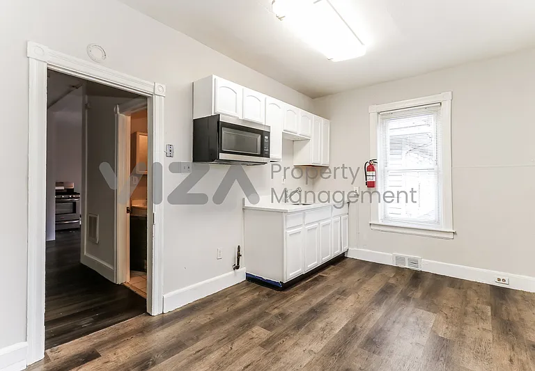 721 Hunter St #2 — Photo 12