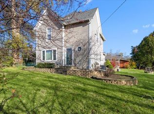 5N638 Hanson Rd, St Charles, IL 60175