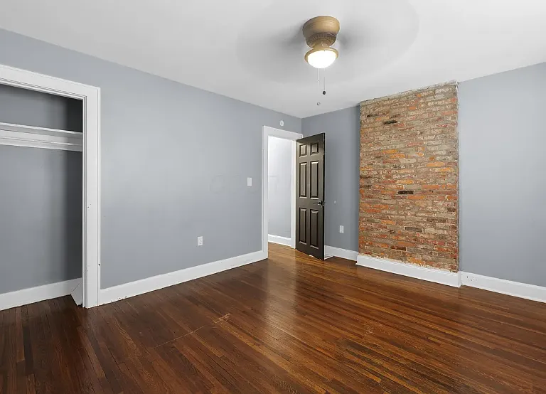 1230 Gilbert St — Photo 8