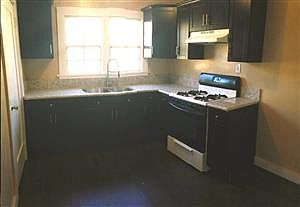 2nd image of 1118 W 58th Pl