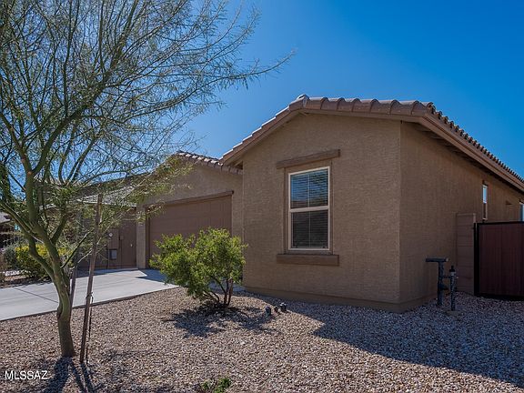 3rd image of 10304 S Cienega Knolls Loop