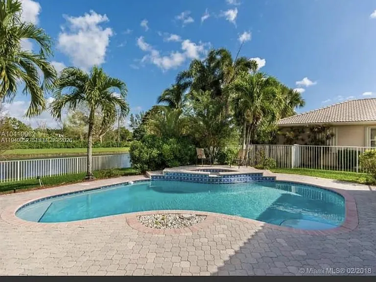 12841 Country Glen Dr — Photo 10