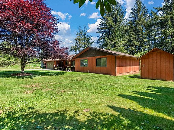 3rd image of 2270 Scott Ln