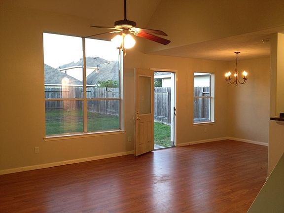 2nd image of 19346 Caledonia Dr
