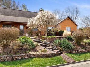 311 Cherokee Dr, Blacksburg, VA 24060