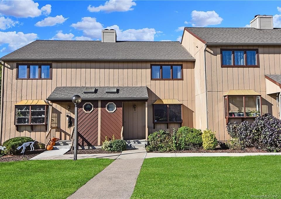 226 Skyview Dr 226, Cromwell, CT 06416 Zillow