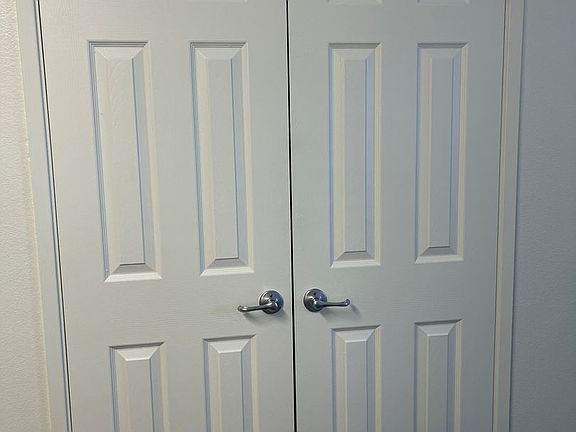 5th image of 1100 Mondavi Way APT H2