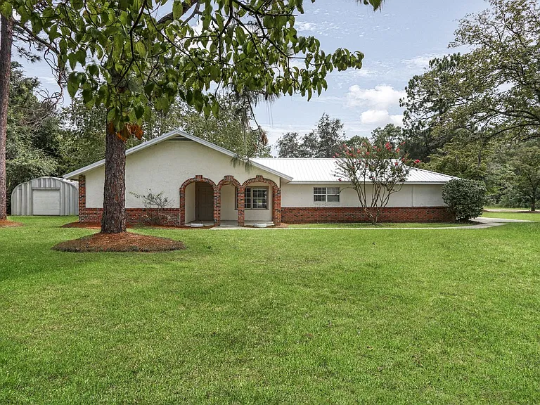 534 Shrine Club Rd — Photo 1