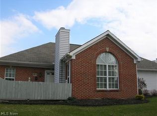 20-3 Stratford Green Dr, Canfield, OH