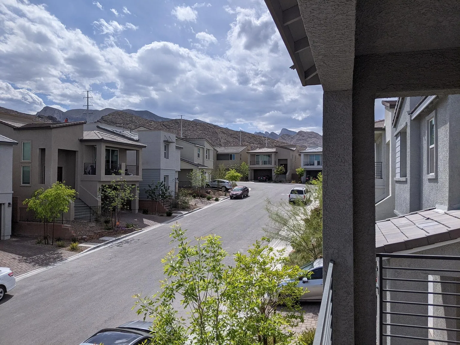 10800 Mulholland Ave — Photo 2