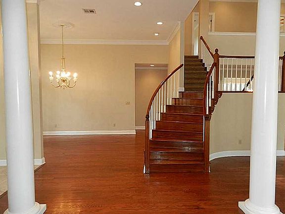 5th image of 2919 Chardonnay Cir