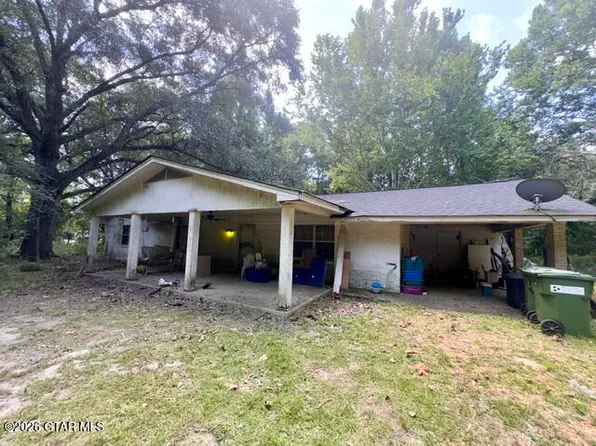 1949 Hazelwood Loop, Cedarbluff, MS 39741