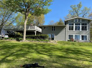 22104 Forest Hall Ave, Cassopolis, MI 49031