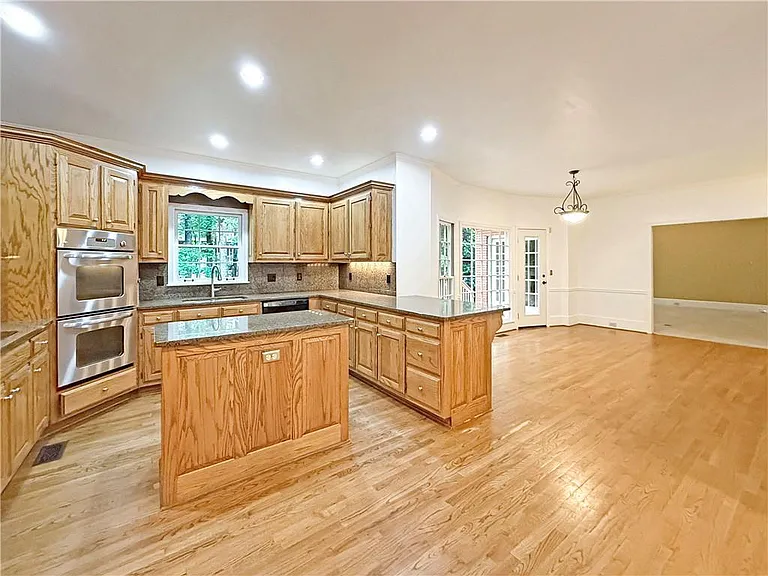 725 Mount Oglethorpe Trl — Photo 7