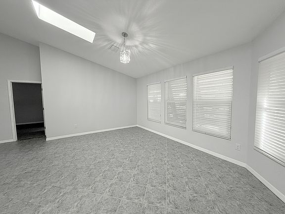 3rd image of 1433 Pelican Bay Trl