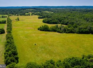 43756 Lost Corner Rd, Leesburg, VA 20176