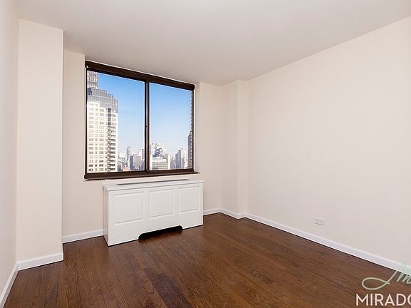 3rd image of 245 E 44th St APT 31A