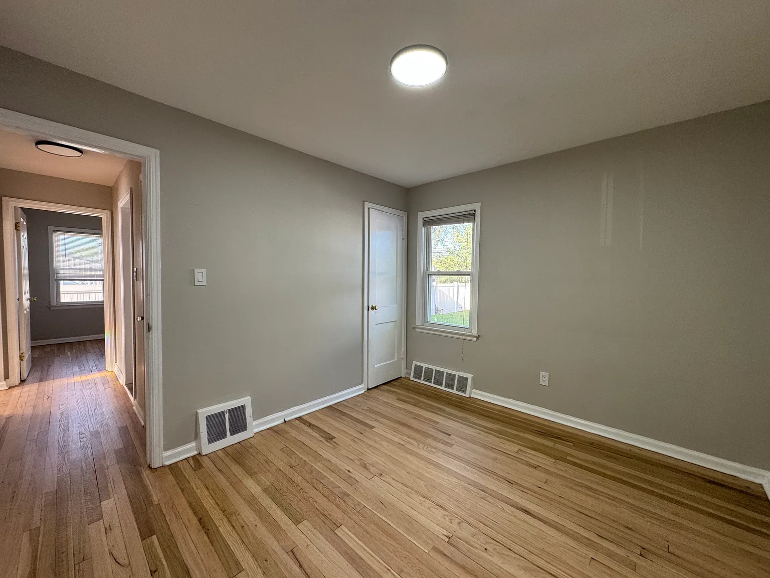 4 bed, 1650 sqft, $2,800 — Photo 4