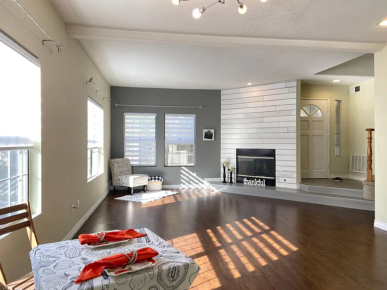 15058 Ocaso Ave — Photo 1