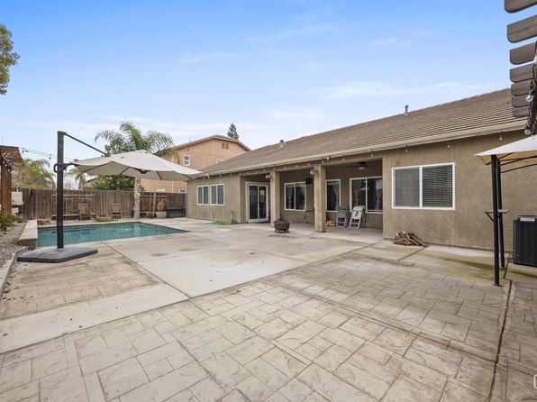 11416 Mondego Dr, Bakersfield, CA 93311