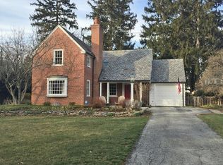 1319 Hillcrest Rd, Lancaster, PA 17603