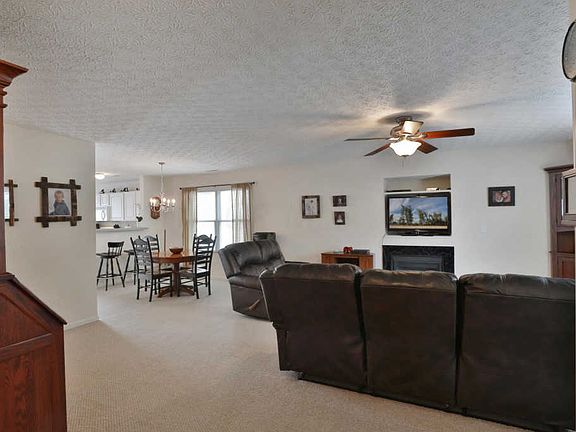 4th image of 8687 Pennycress Ln