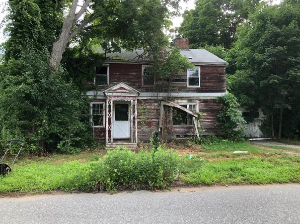 18 Day Street, Brooklyn, CT 06234