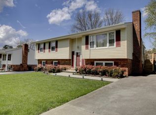 5125 N Lake Dr, Roanoke, VA 24019