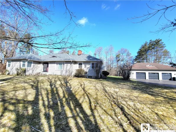 4524 Baker St, Ashville, NY 14710