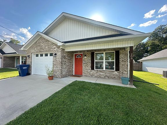 2nd image of 208 McCullars Ln