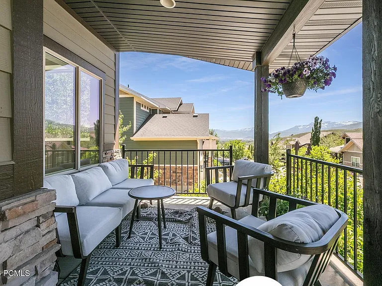 5310 N Lauralwood St — Photo 39