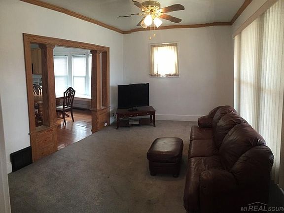 2nd image of 26808 Rosewood St