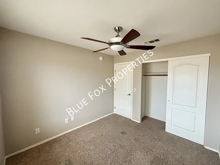10163 E Falcon Point Dr — Photo 16