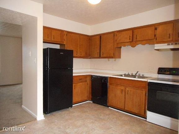 3rd image of 1294 Kenilwood Way #B