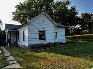 209 Union St, Cherokee, IA 51012