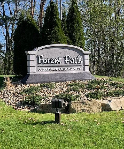 Forest Park Village — Photo 10