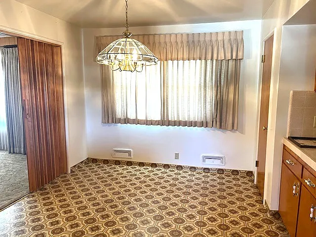 15390 Excelsior Ave — Photo 7