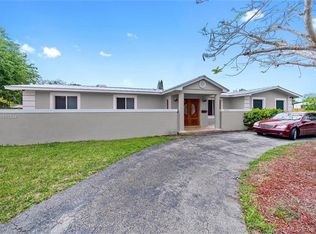 7250 SW 136th St, Palmetto Bay, FL 33158