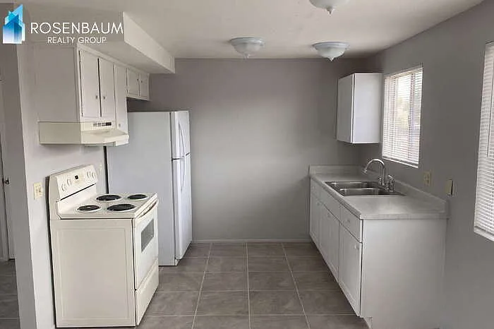 5815 E 23rd St #1 — Photo 2